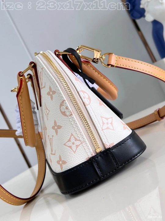 BB-23.5*17.5*11.5cm LOUIS ALMA VUITTON 1221